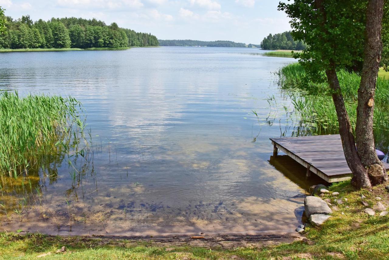 Meku Slenis Pension Degučiai Buitenkant foto